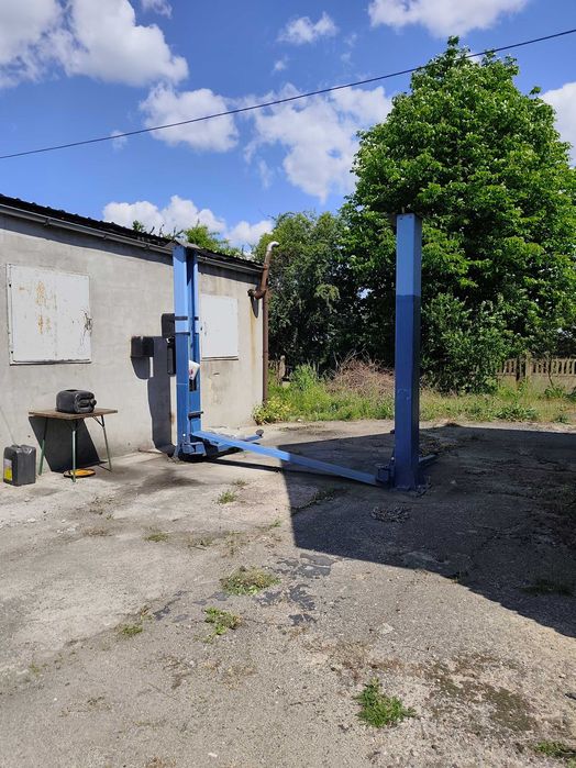 Garaż w Szprotawie przy obwodnicy
