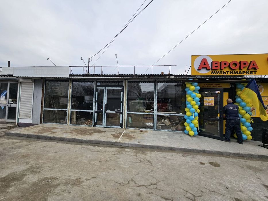 Аренда фасадного нового  помещения на Северном 67м 65000грн