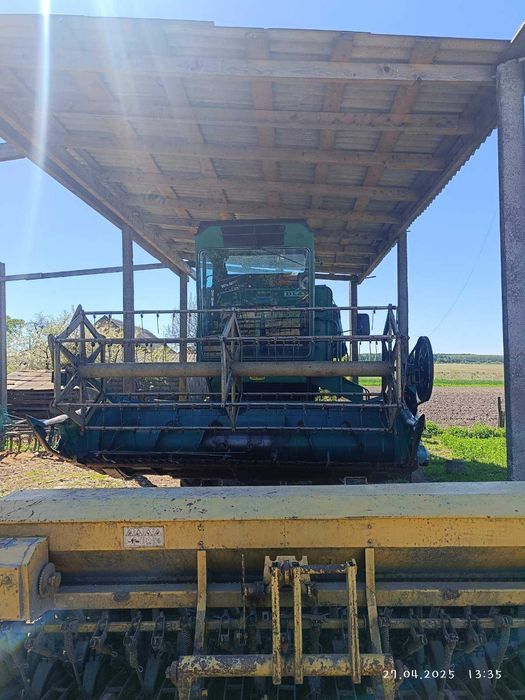 Комбайн Джон дир 930