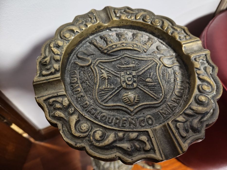Cinzeiro em Metal LOURENÇO MARQUES