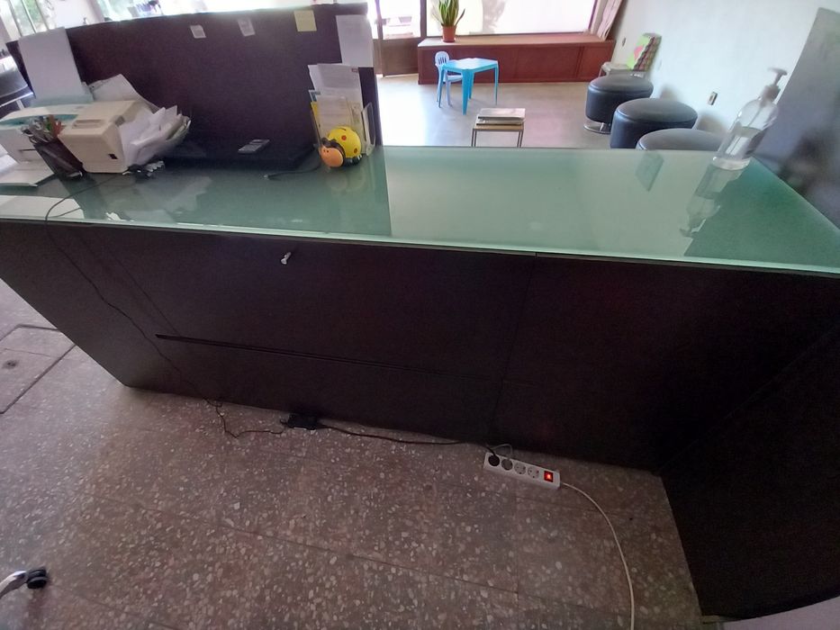 Vendo balcão de recepção