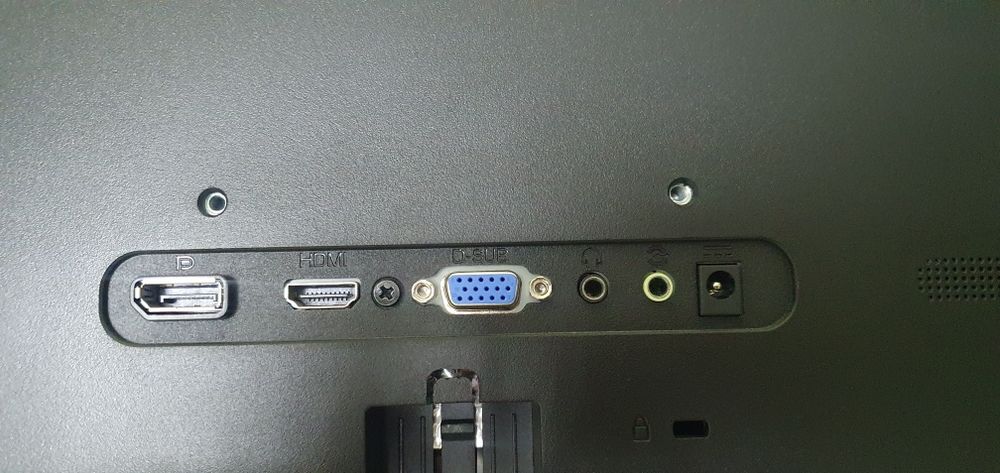 Продам монитор на запчасти