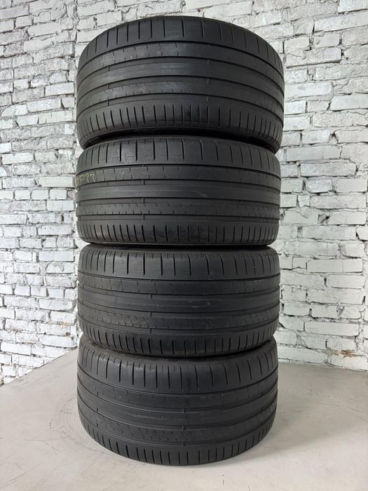 Літні шини Pirelli 285/30 ZR22