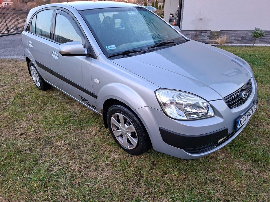 Kia RIO II Hatchback 2006  97KM