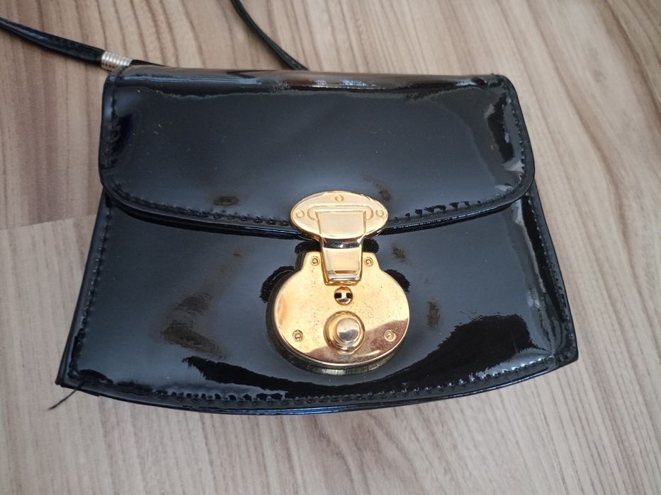 Mała czarna torebka