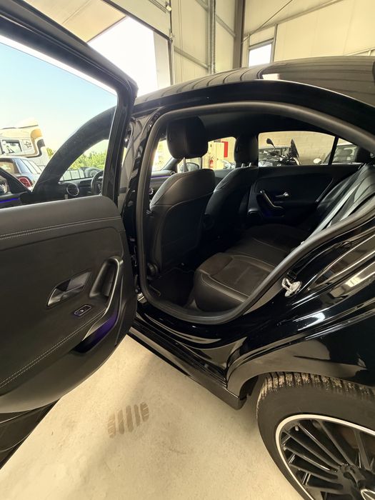 Mercedes A250e AMG Limousine night Paket