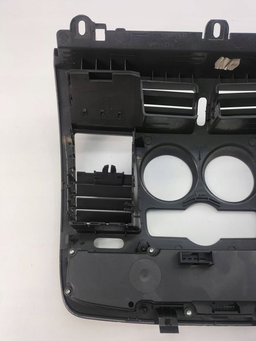 element deski rozdzielczej mercedes-benz vito viano w639