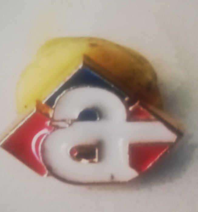 Pins antigos e clássicos