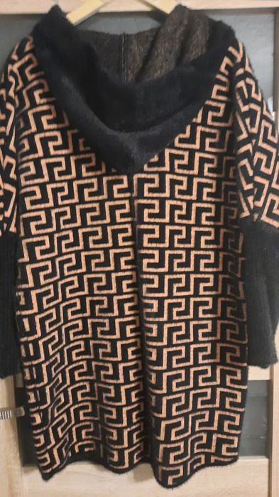 Płaszcz damski rozmiar uniwersalny