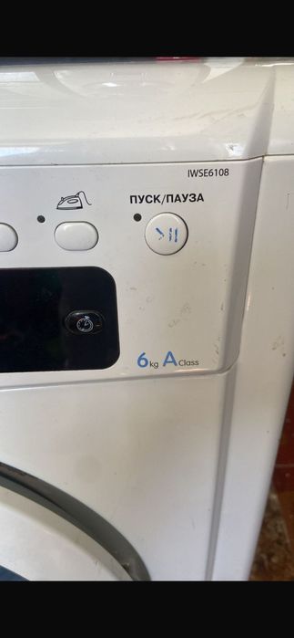 Пральна машинка INDESIT IWSE6108