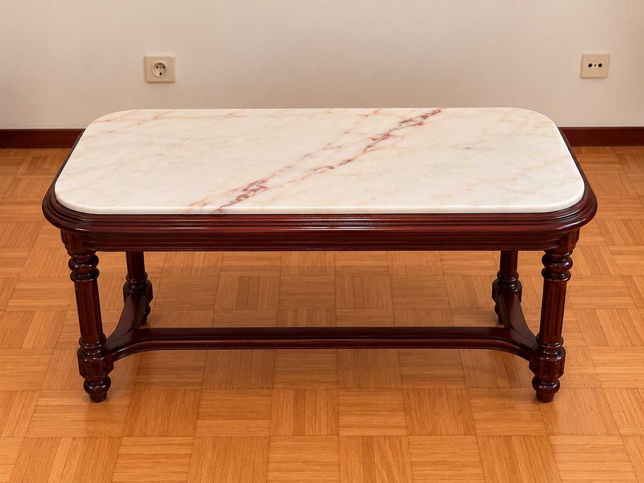Mesa de centro clássica