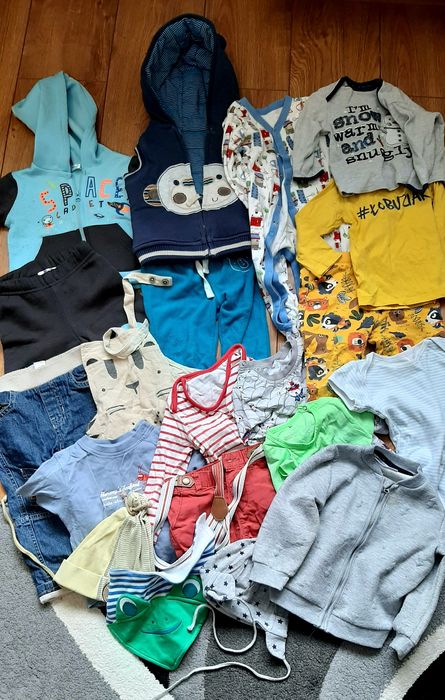 Paka ubrań dla chlopca w rozmiarze 74