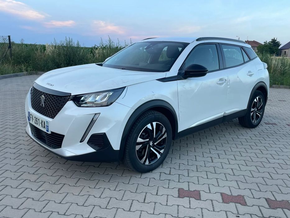 Peugeot 2008 1.5 BlueHDi 130 KM Allure Pack S&S EAT8
