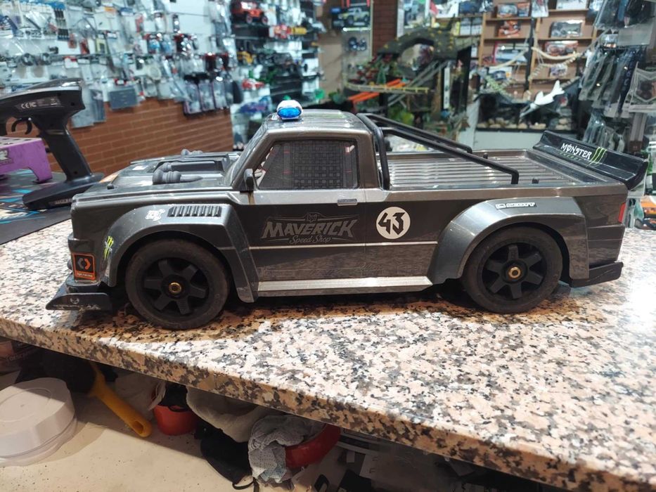 Truck RC Maverick QuantumR Flux 4S 4WD Cinza