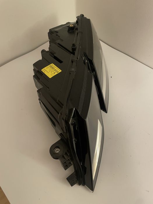 Skoda Octavia III lift  / lampa lewa przednia przód Full Led