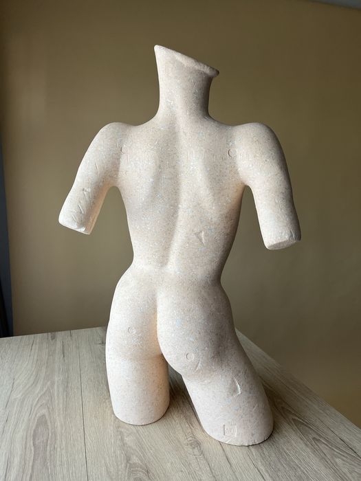 Conjunto de 3 bustos esferovite