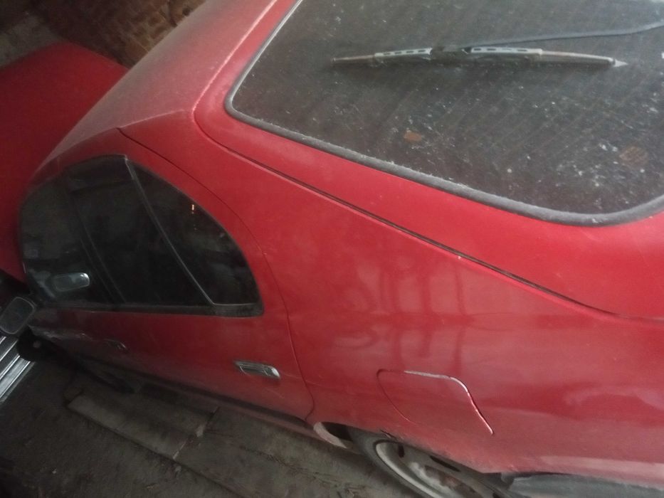 продам Nissan Primera 1996 року цілим або по зч,обмін на газ 69