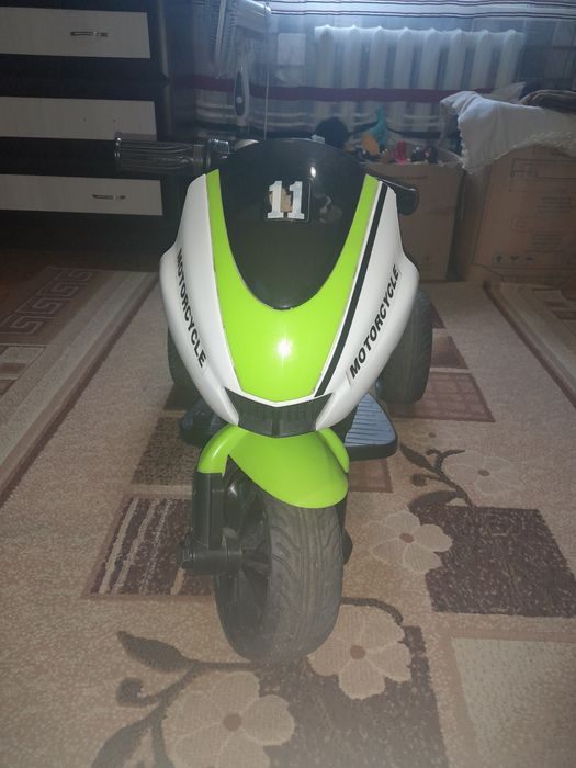 Продаю детский  электромотоцикл