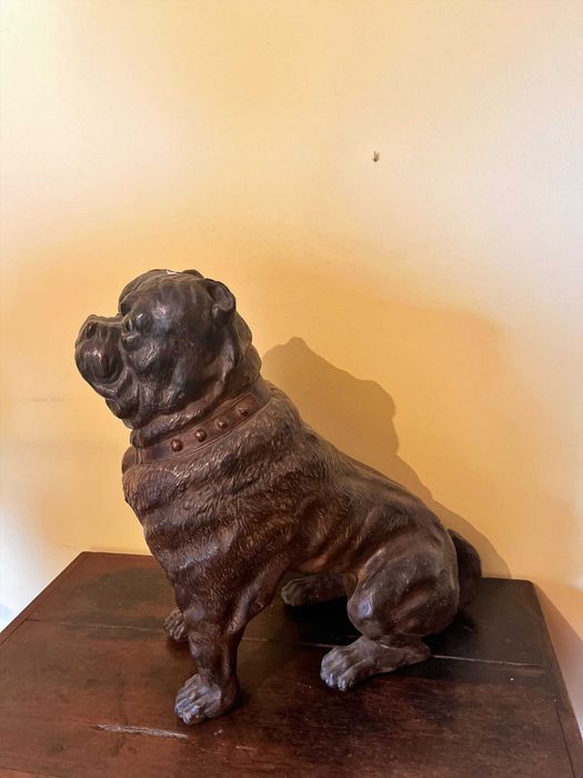 Escultura de cão em terracota – 50 cm – peça decorativa