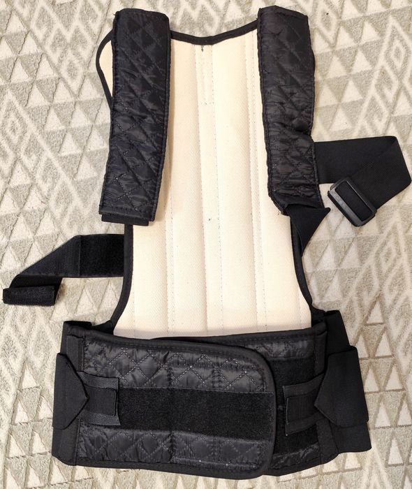 Продам Корсет для хребта грудопоперековий з 4-ма металевими пластинами