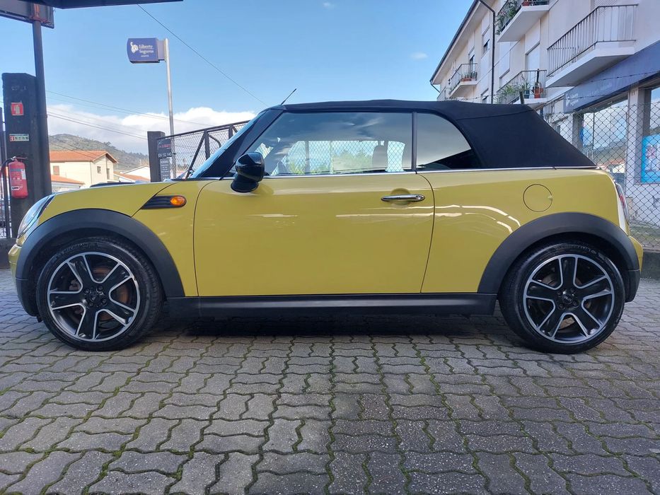MINI Cabrio Cooper