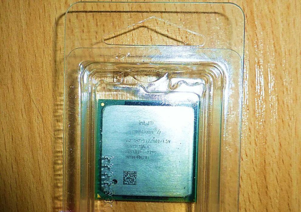 РЕТРОГЕЙМЕРСКИЙ процессор для ПК INTEL PENTIUM 4 2,2 GHz s478, Кулер, Радиатор, Рамка, Мануал