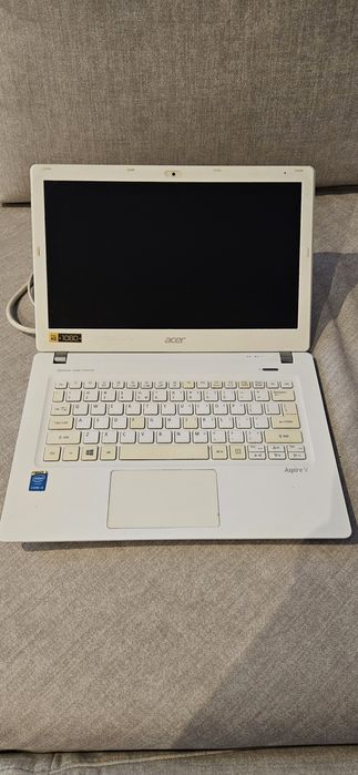 ASPIRE V3-371 薄型・コンパクトノートパソコン エイサー ASPIRE V3-371 13.3型 薄型・コンパクトノートパソコン