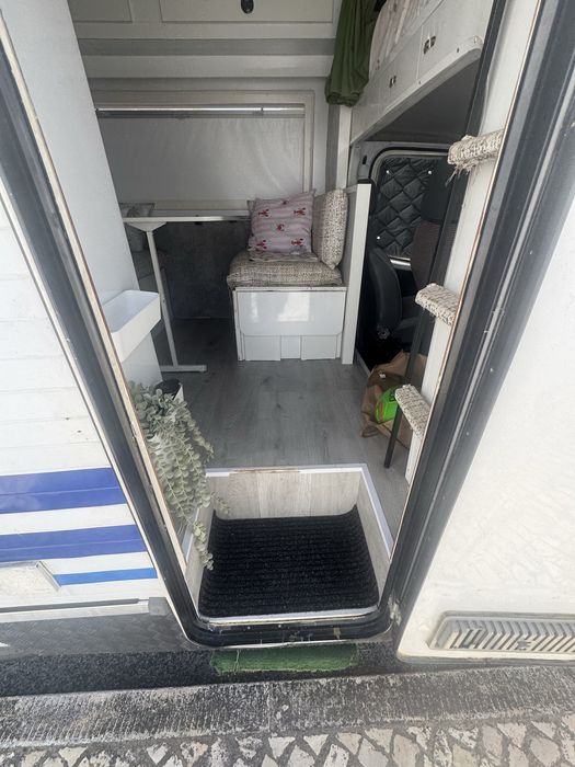 Autocaravana ford