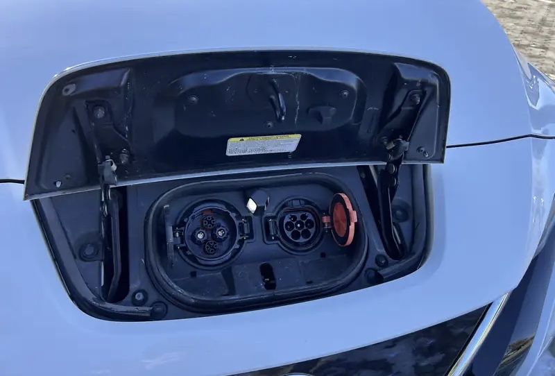 Nissan leaf 40квт 2018