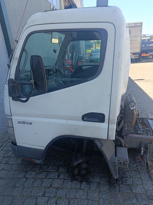 Cabine Mitsubishi Canter/fuso