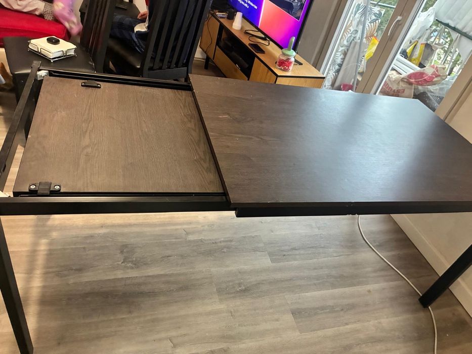 Mesa extensivel 120cm/180cm castanha/preta