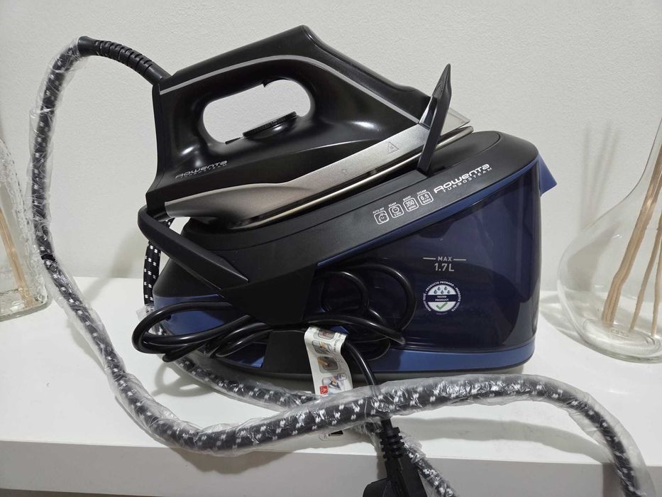 Ferro de engomar
Novo sem etiquetas·Rowenta