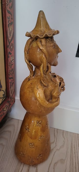 Rosa Ramalho - Menina com flores e pomba - 47 cm