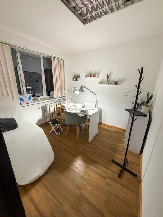 Манікюр, нарощування, педикюр Борщагівка (Квадрат). В кабінеті