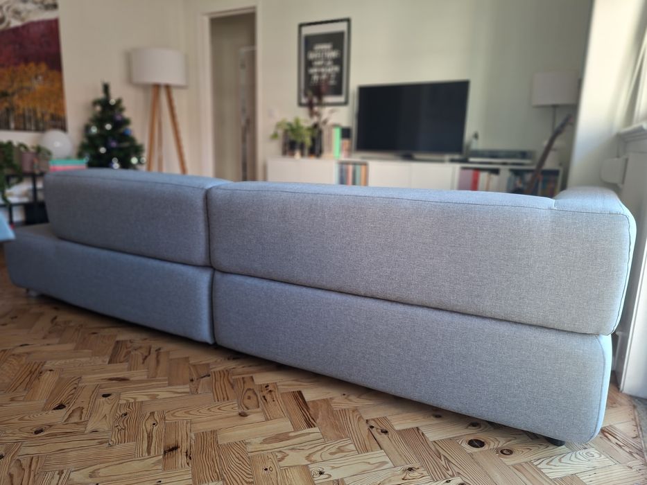 Sofá de 3 a 4 lugares chaise longue cinzento