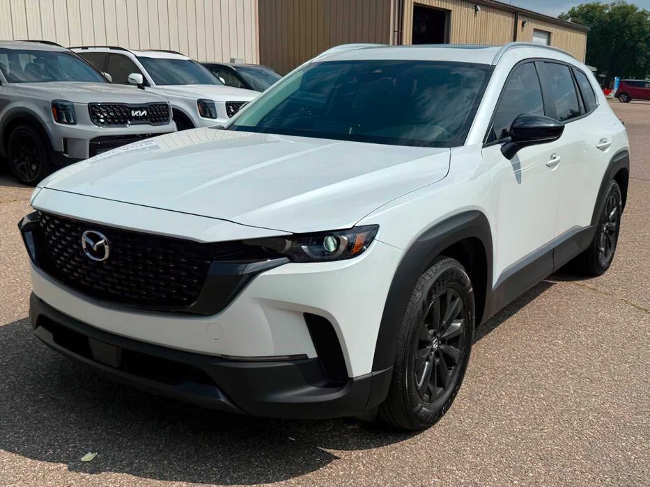Mazda CX-50 S Premium      2024