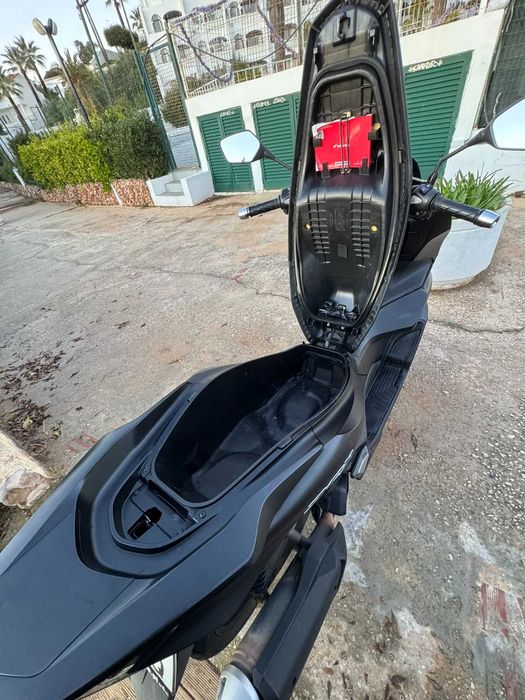 Honda PCX 125 (Excelente Estado)