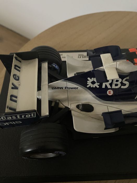 Hot Wheels BMW FW27 Williams F1 Mark Webber 1:18