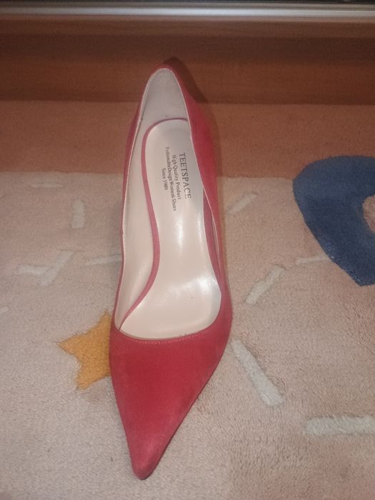 Каблуки червоні,37 розмір