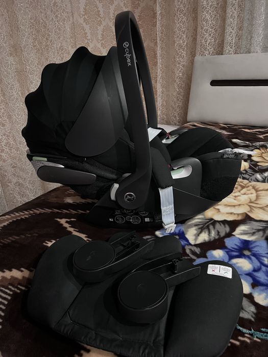 Автокрісло Cybex Cloud-T