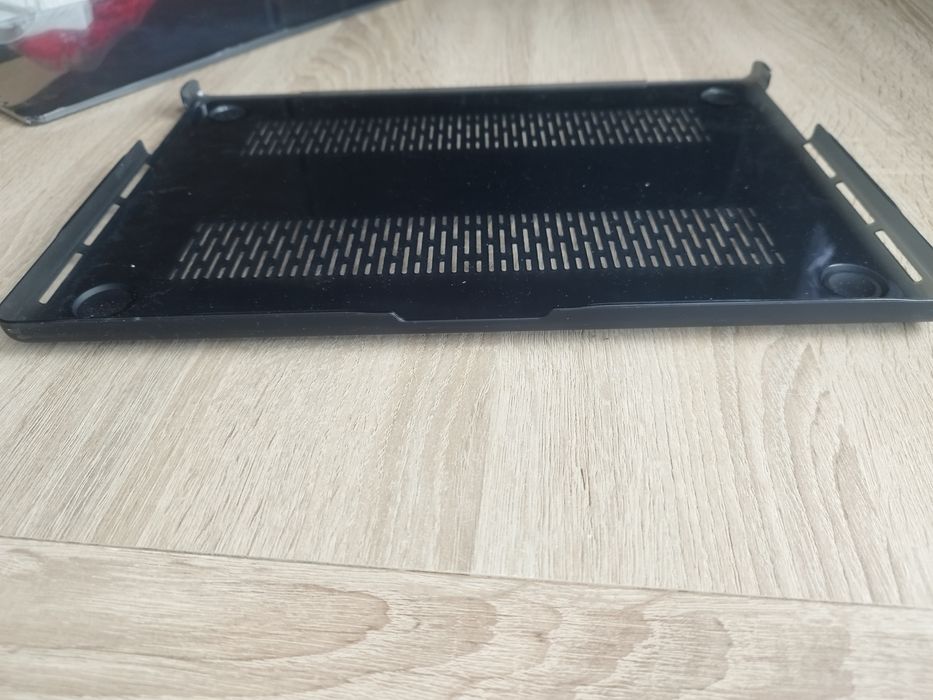 Twarde etui obudowa MacBook Pro 16