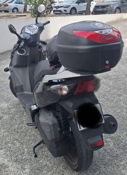 Vendo scooter Dealim s1 125