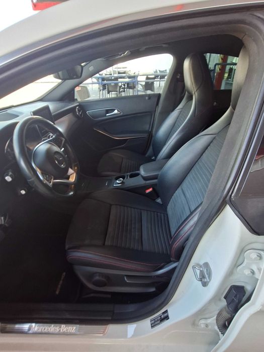 Mercedes-Benz CLA 200 d 7G-DCT AMG Line