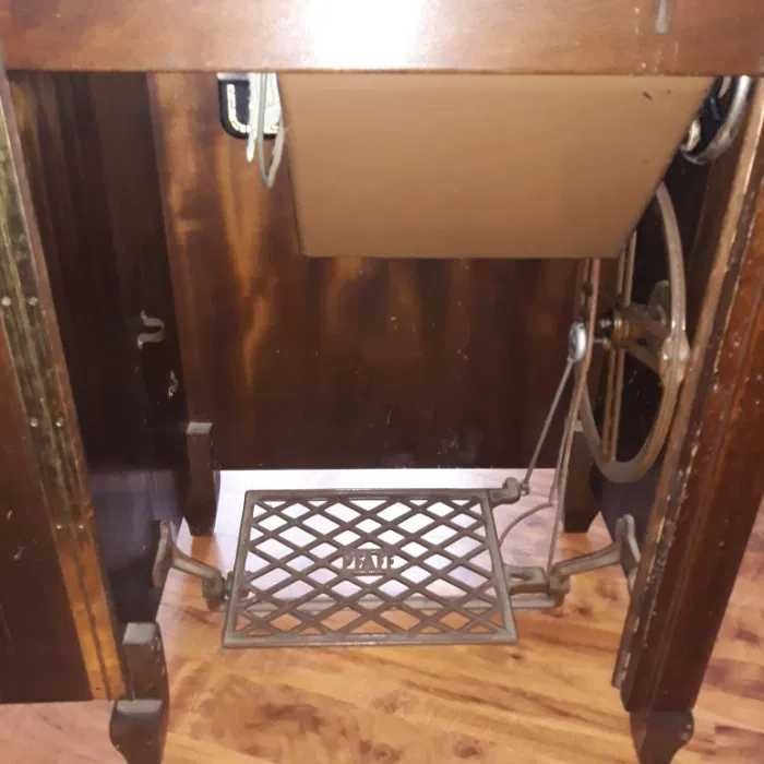 zabytkowa Maszyna do szycia PFAFF antyk 1952 r idealna