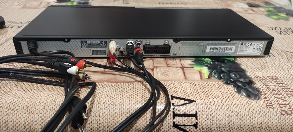 Продам DVD плеєр