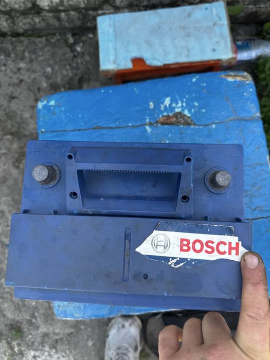 Проодам аккумулятор BOSH 60 Ah