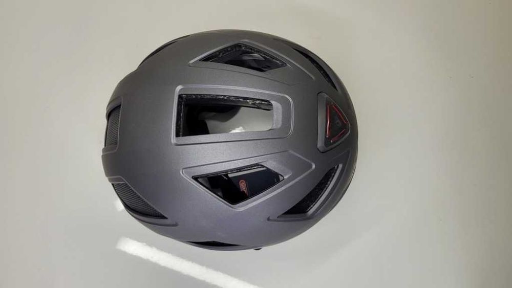 Miejski kask rowerowy ABUS HYBAN 2.0 titan rozmiar M 52-58cm