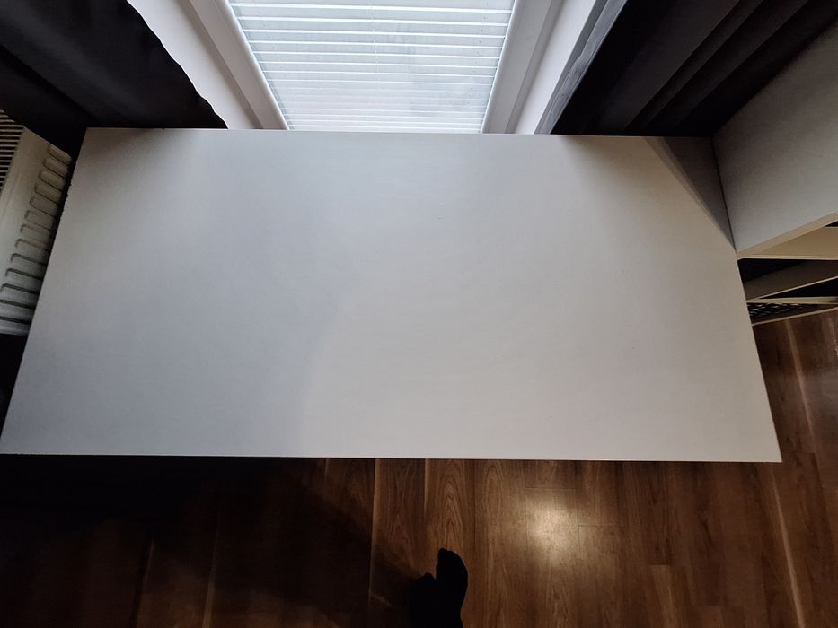 Biurko SNOW w bardzo dobrym stanie