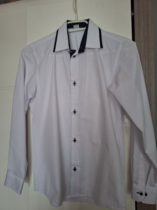 Garnitur komunijny  rozm 140