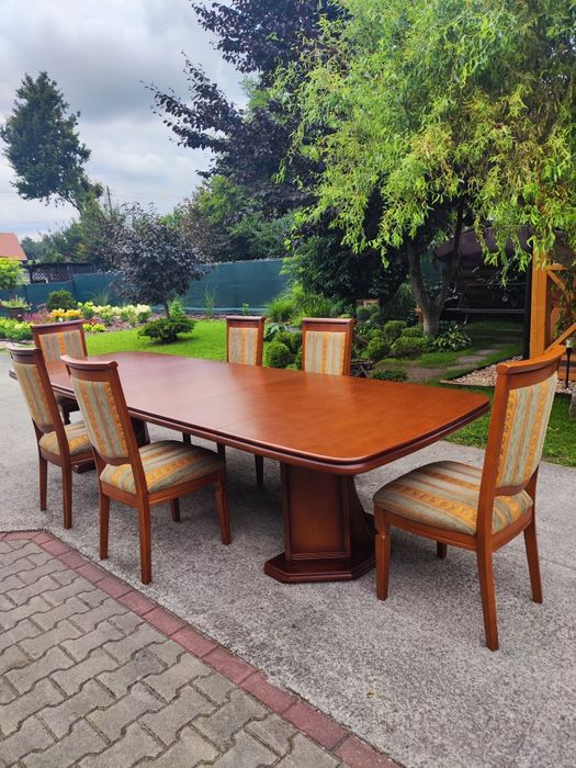 Komplet mebli stół+ 6 krzeseł